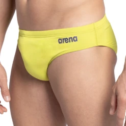 Arena Team Solid Soft Green Brief -Arena 004773 650 MENS TEAM SWIM BRIEFS SOLID 04